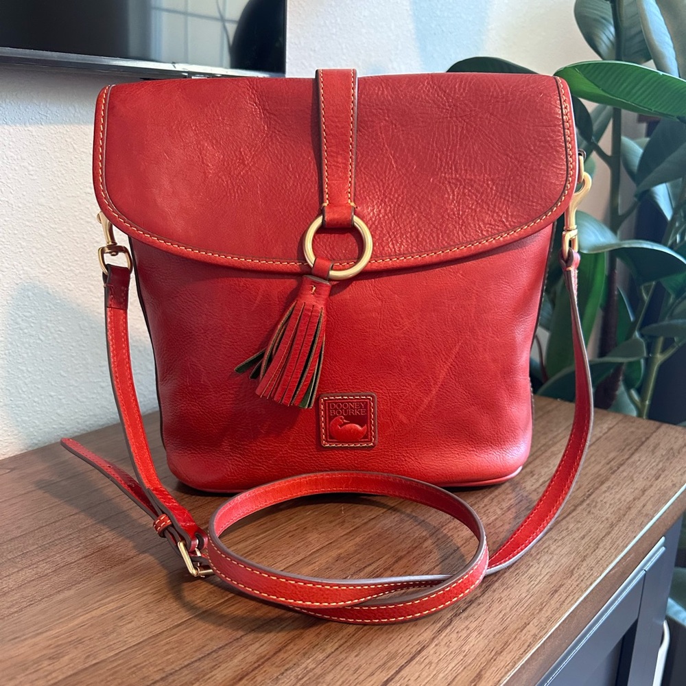 Dooney & Bourke Florentine Large Dottie Crossbody w/Tassel Ring